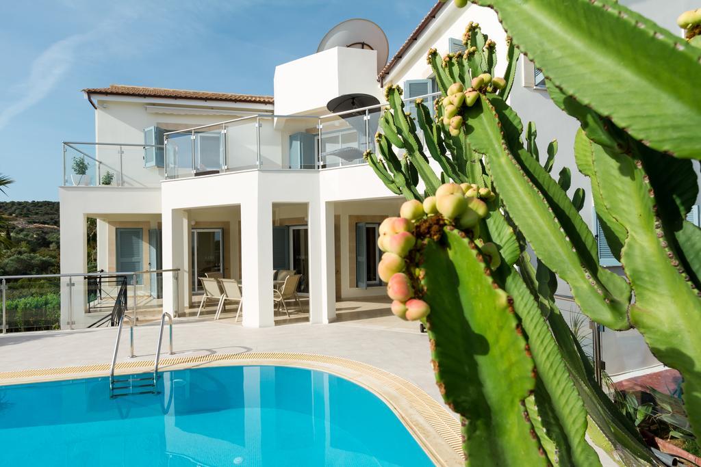 Villa Riverside Polis Extérieur photo