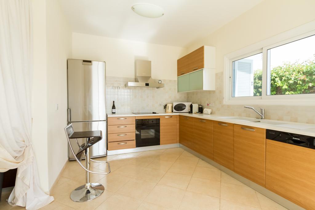 Villa Riverside Polis Extérieur photo