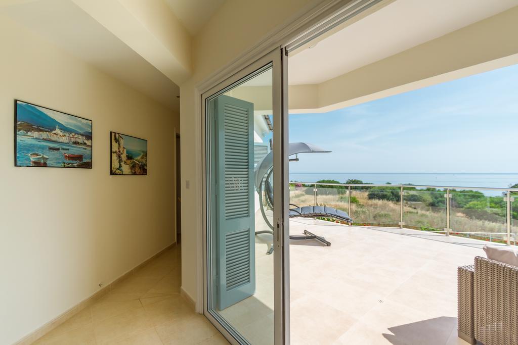 Villa Riverside Polis Extérieur photo